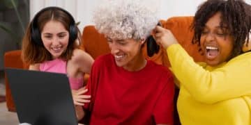 Podcast Listener Dynamics: Shifting Demographics and Creator Strategies - Cover Image
